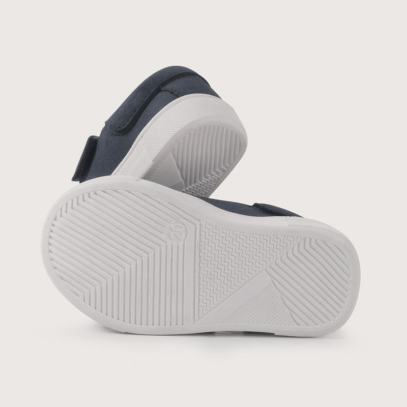 41090250v26-3