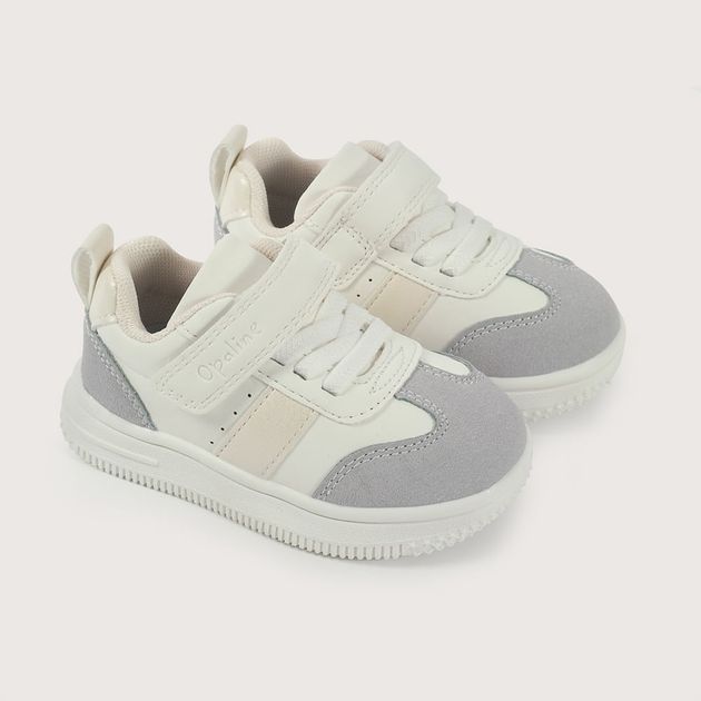 Zapatilla beige de niña