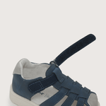 33070250v24-5