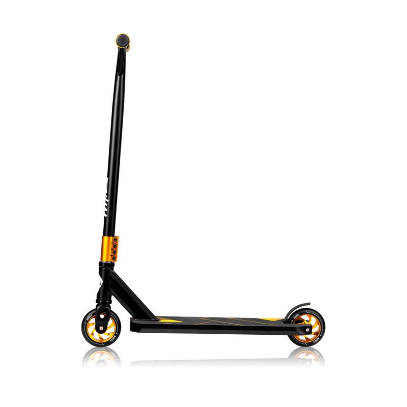 lo-whizz-black-carbon-yellow-2